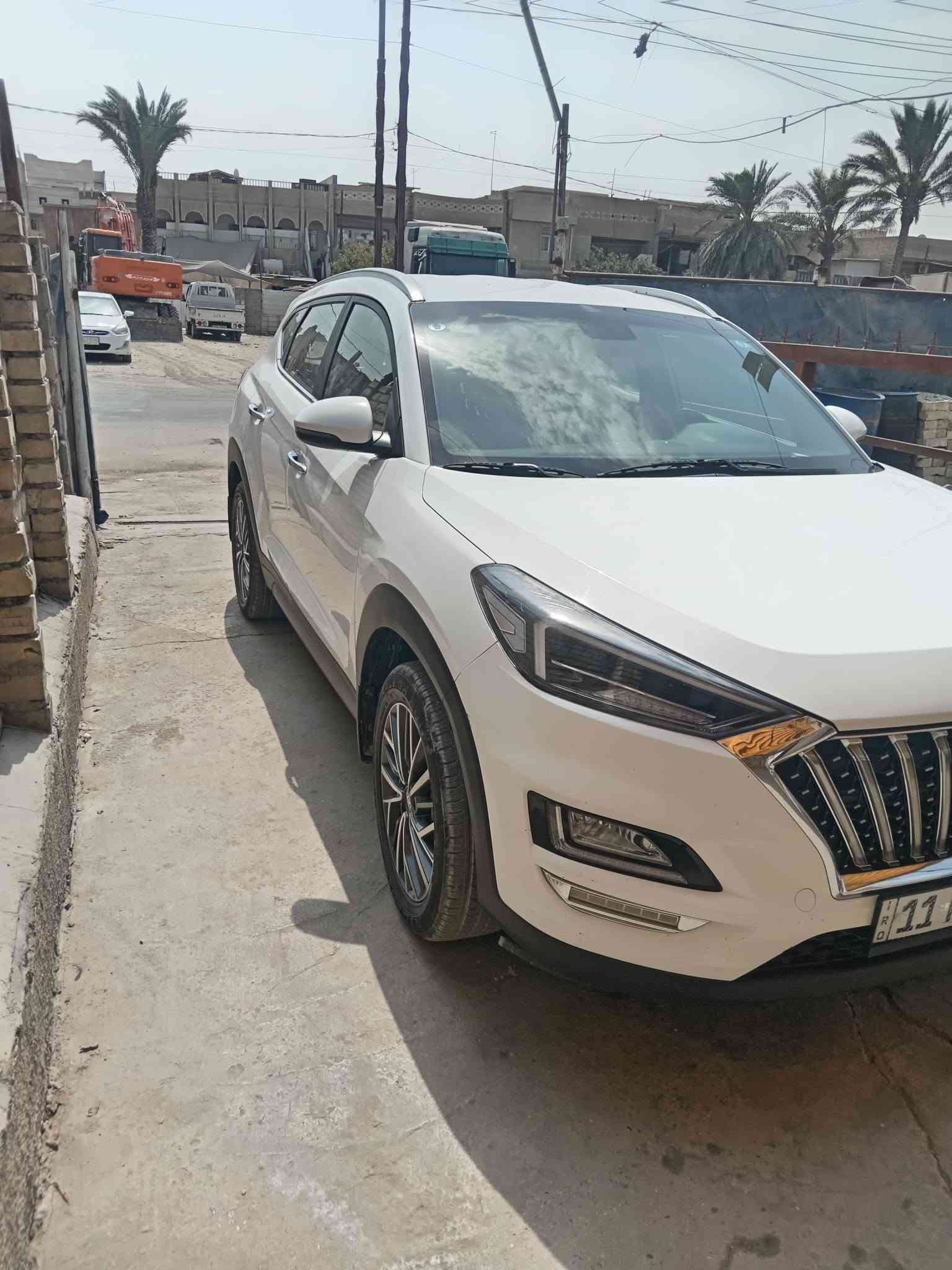 السلام عليكم توسان ٢٠٢٠ مكفوله رقم بغداد خمس عدسات سايد بريك برجل ماشيه ١٢٤ الف السعر ١٩٠ مكان السياره الغزاليه ***********
