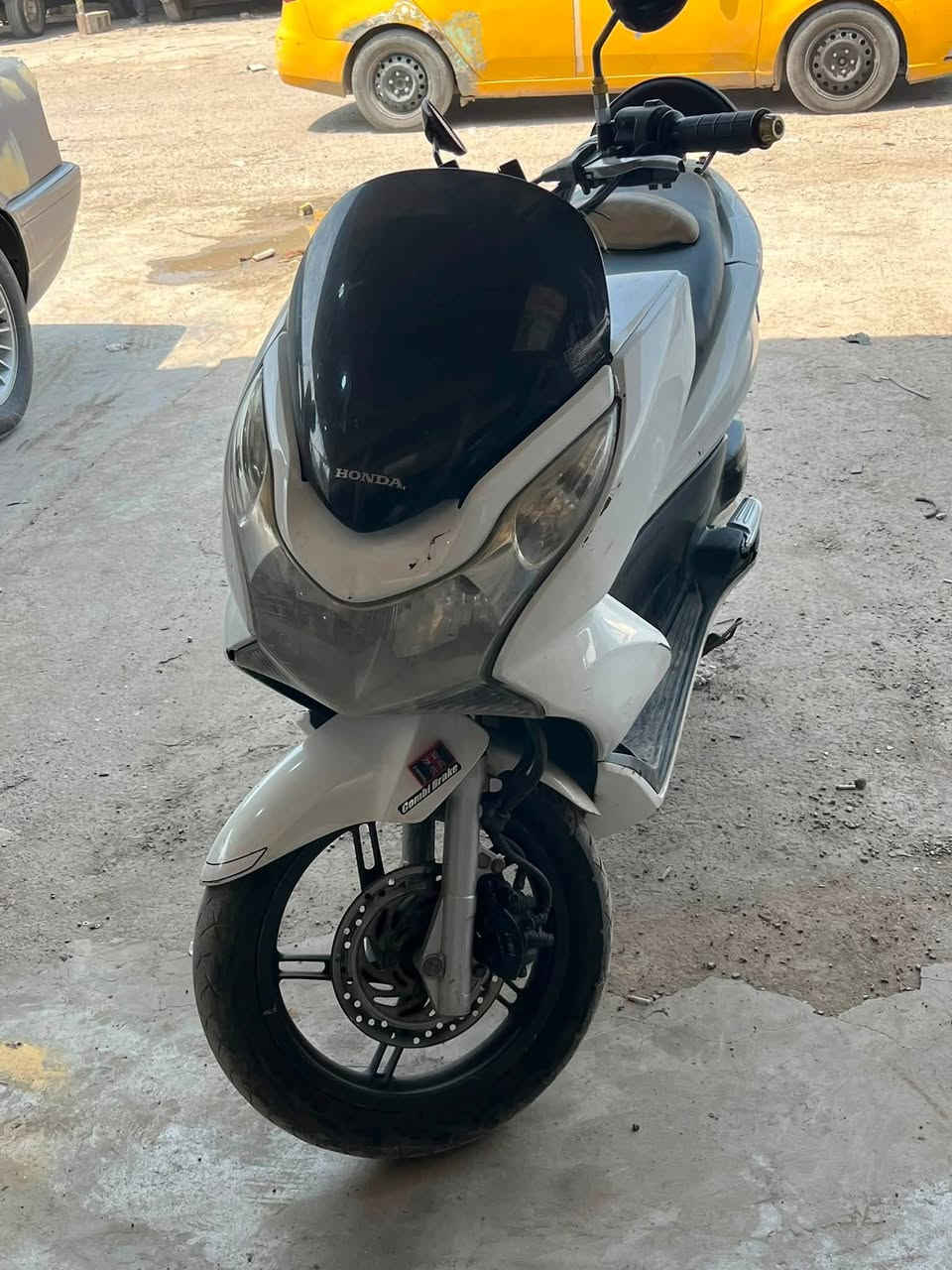السلام عليكم
جيل اول pcx
مكينة 150 ياباني تدفئة يدات استان كهربائي مكينة بيها تبخير اول متشغل السعر 900 وبيها مجال العنوان ديالى بعقوبة ***********
