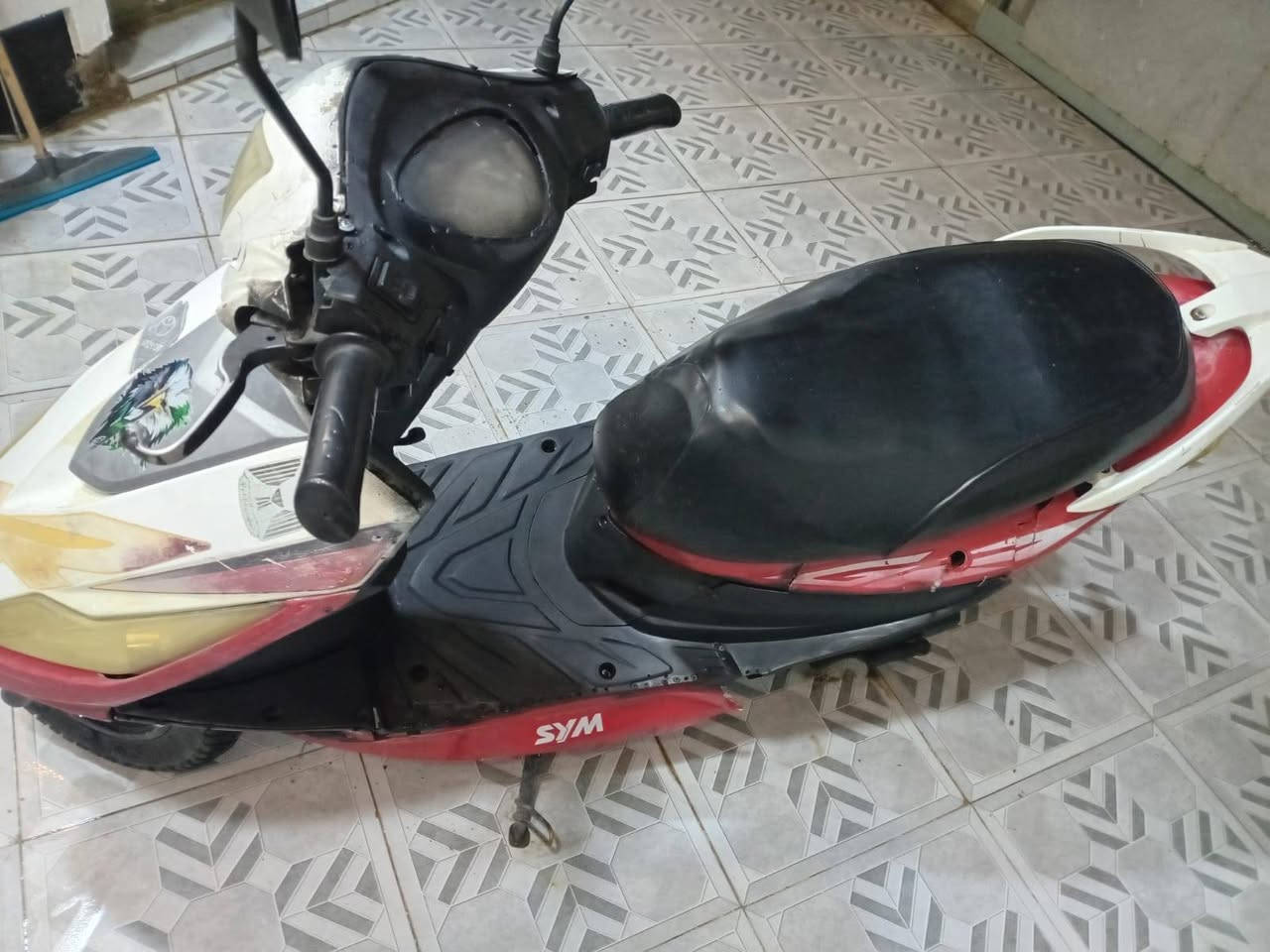 سلام عليكم اخوان عندي موطور سايم نحله نضيف بس مو كلش المحرك150  موطور مال جنيه السعر350وبي مجال حك الجيه المكان الخمسه كيلو الاستفسار ***********
