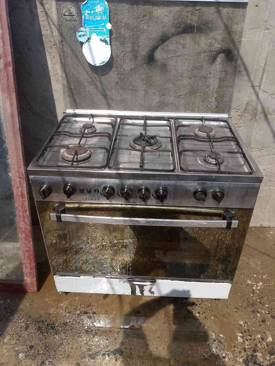 طباخات للبيع شغالات علفحص الكبير 200ولصغير 125 العنوان نجف حي الوفاء للمعلومات***********يوجد واتساب
