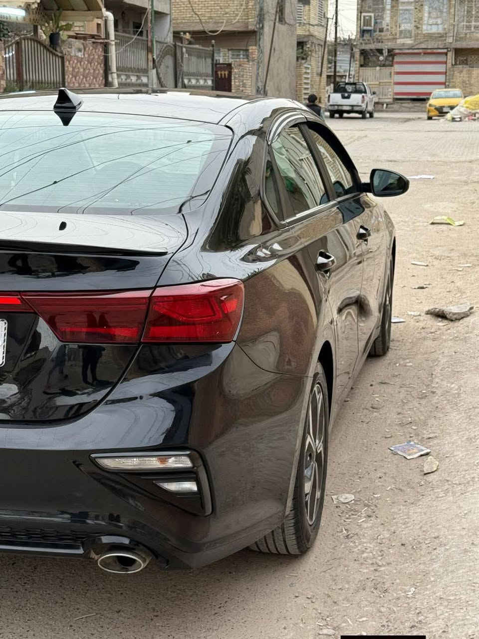السلام عليكم للبيع كيا فورتي 2021
أمريكي — رقم بغداد بسمي تحويل مباشر 
 مكينة 2000 دوش 
 العنوان: بغداد – تقاطع النهروان 
  السعر 125وبيه مجال 
 واتساب: ***********
