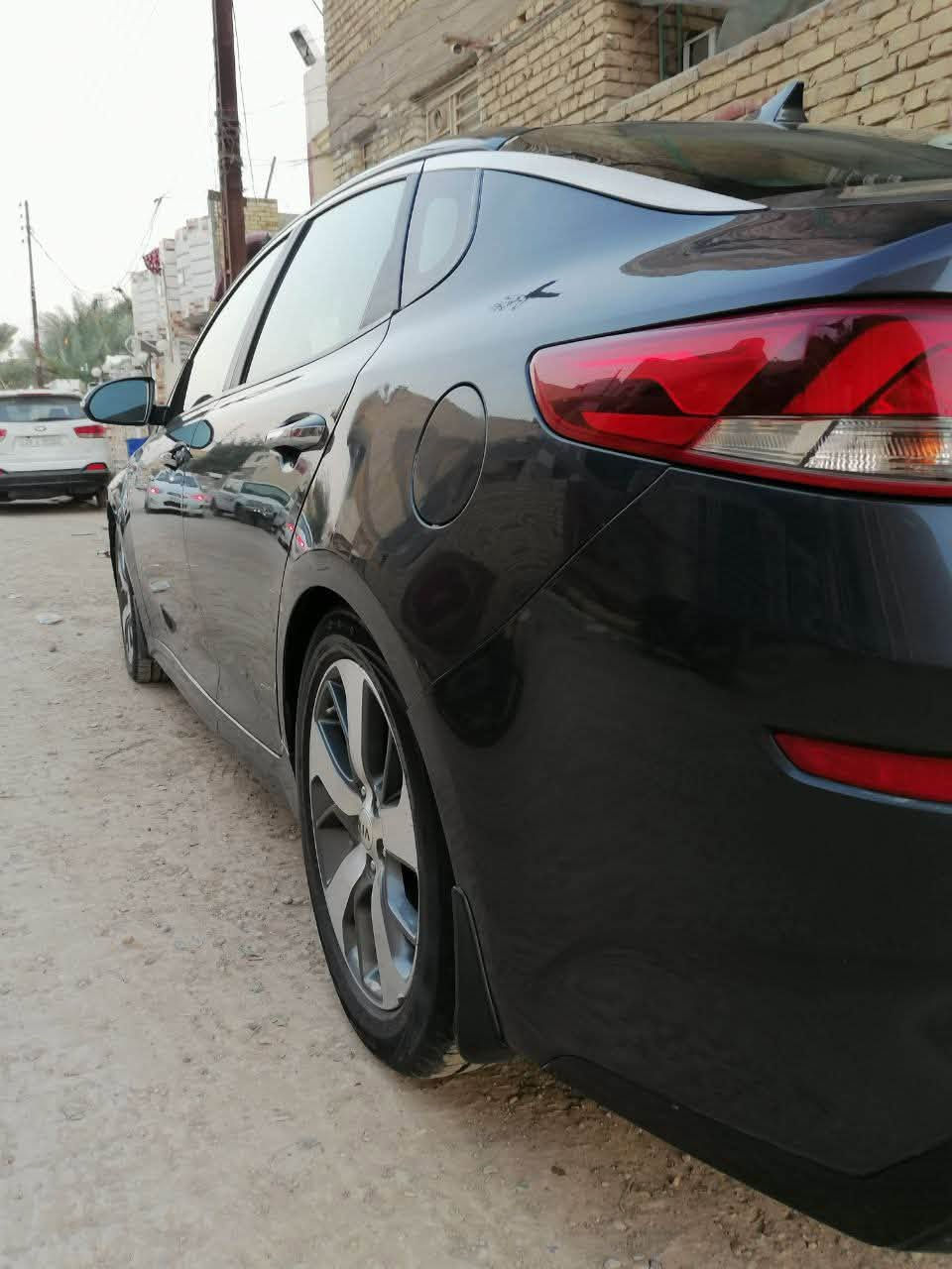 السلام عليكم كيا اوبتيما  2019S للبيع
وارد امريكي بيها بابين وجاملغ جهة السايق
سياره جاهزة 

‭***********‬
