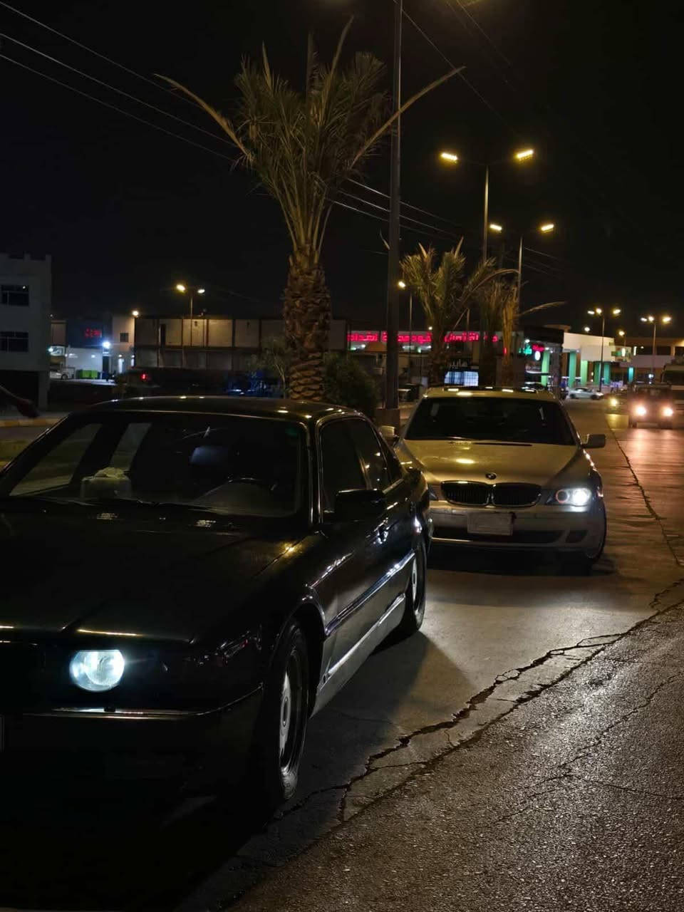 السلام عليكم 
رايده ب ٥٥ او مراوس باحدث مع الفرق 
مكانه ديوانية 
***********
***********
