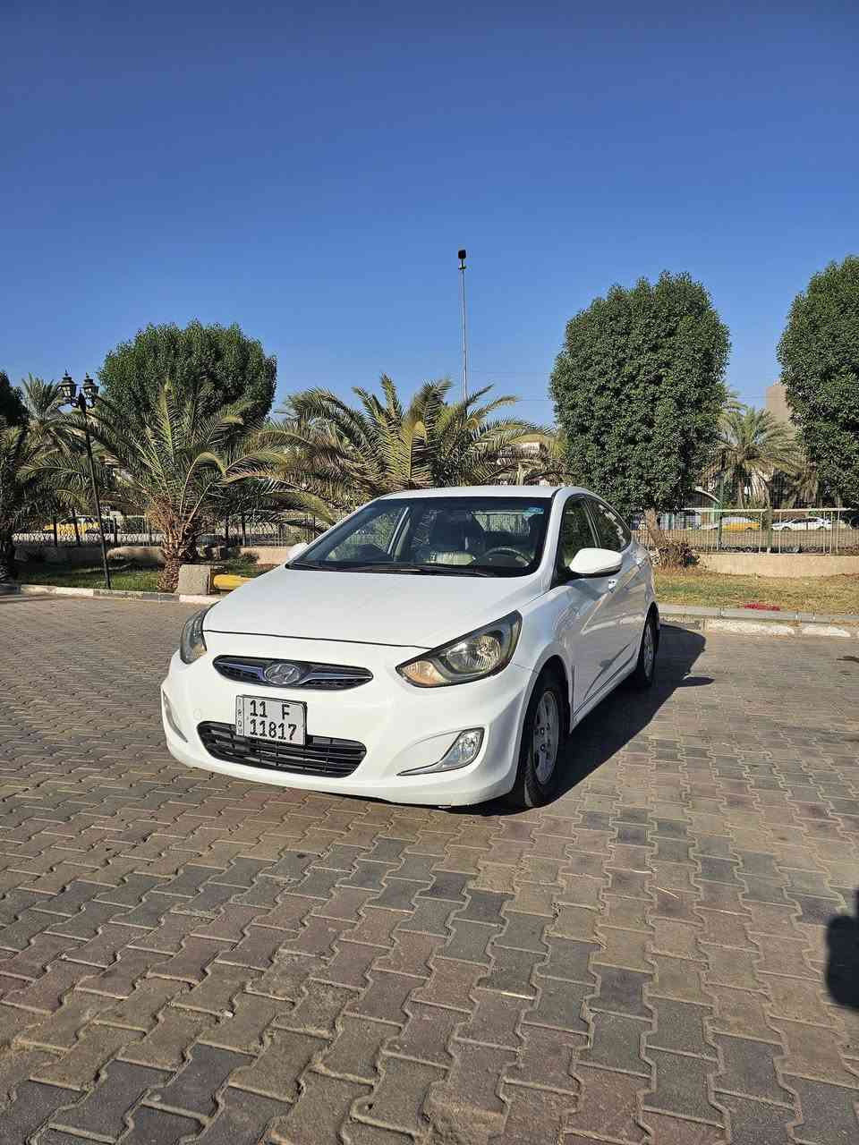 السلام عليكم اكسنت خليجي موديل ١٥ بيه صبغ هلال جملغ الخلفي فقط السياره ماشي ١٣٧ محرك ١٦٠٠ مكفول مكان السياره بغداد الكاظميه رقم تليفون ***********
