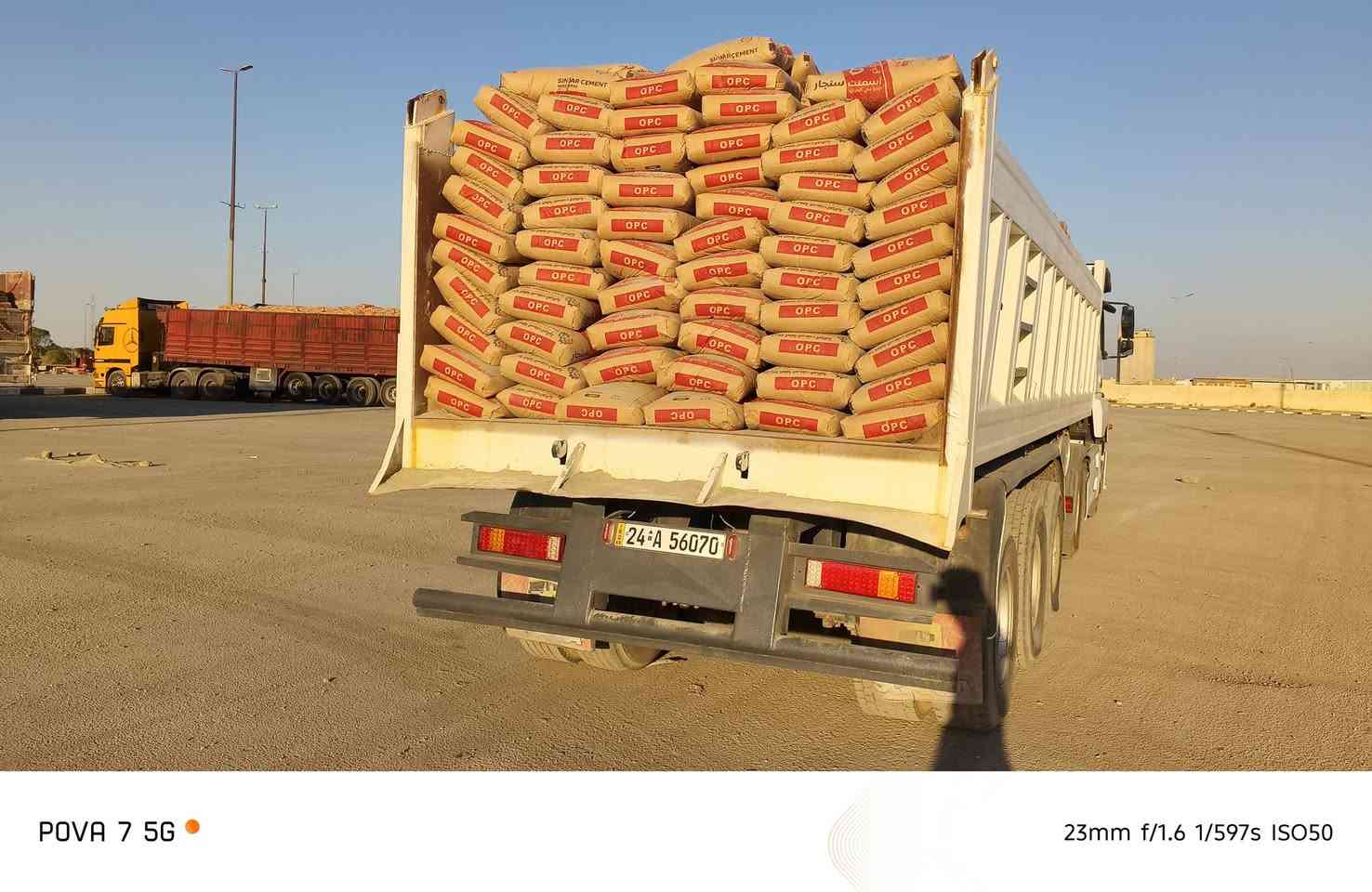 سلام عليكم للبيع بودي بحاره ثلاث محاور الثالث رفاع بدون تايرات  بس وياله‏‪***********‬‏ رقم الموبايل

