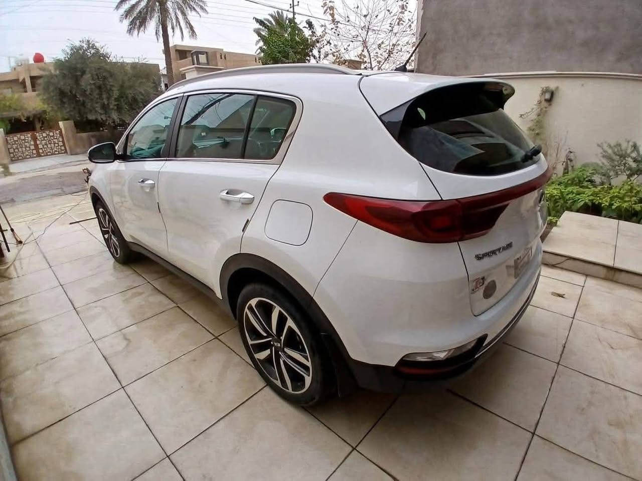 سلام عليكم كيا سبورتج للبيع موديل 20 خليجي كشن جلد حساس امامي خلفي يدات نيكل الامراية الجانبية شفط ماشية 82 جديدة عل وظع الشركة تراي الزيرو كير محرك كفالة وظع شركة مكفولة من كلشي ماعدا طختين بيه ترجع عل بارد بس ممسويهة مبقيه عل وظعة موظحة بلصور باسمي رقم الجديد بغداد هزة وسنوية جديدة وسعر مناسب بلعافية عل ياخذها مكاني الفلوجة . السعر 178 بيه مجال حك الجية. رقم الاتصال ***********
