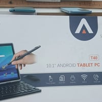 ايباد ٦٤ • جديد • شاحن وكيبورد