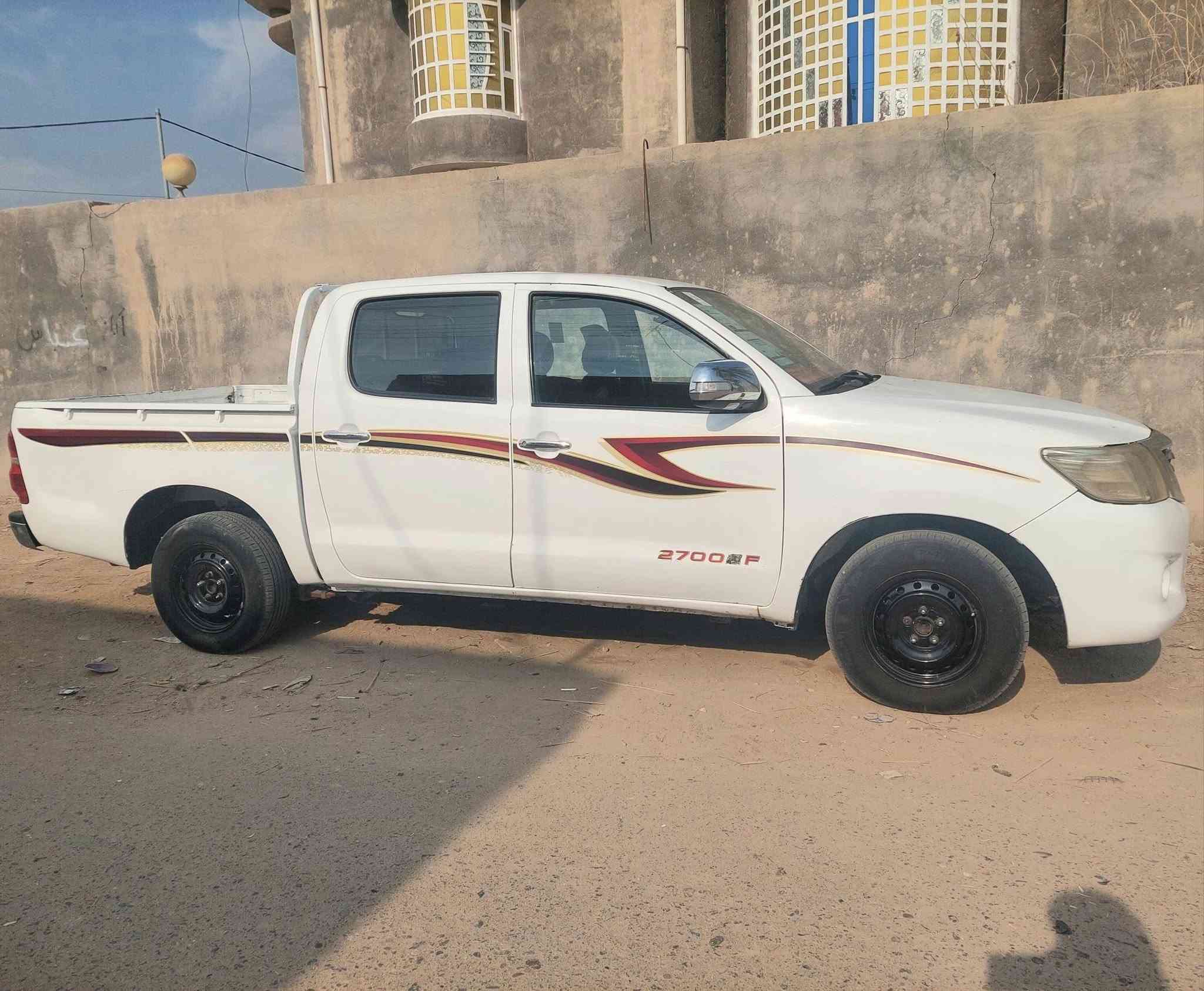 هايلوكس • ٢٠٠٦ • رقم بغداد
