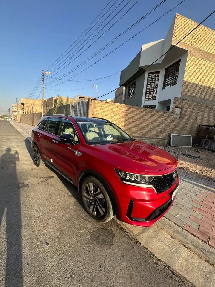 كيا سورينتو GT Line 2021 خليجي – فول مواصفات 🔥
🚘 KIA SORENTO GT LINE 2021 
✨ فول مواصفات 1/1 – نظيفة جداً

🔹 المواصفات:
• 6 سلندر – 7 ركاب
• ماشية 48,000 كم فقط
• كفالة عامة
• فحص هزّة جديد في الشهر الرابع + سنوية جديدة
• رقم بغداد باسمي – التحويل في اليوم الثاني
. سقف  بانوراما 
• السيارة على  إيد واحدة ونظيفة جداً
• تخم تايرات جديد
• تبديل زيت جديد 
• بصمة عدد2
• كراسي كهربائية
• كشنات جلد بلادي مع تدفئة وتبريد 
• كاميرات 360° محيطية
• كير ماوس مع وضعيات قيادة 
• تبريد منفصل لثلاث مناطق
• حساسات أمامية وخلفية
• بردات جانبية بلادي
• شحن لاسلكي
• إنارة ترحيبية
• إنارة داشبورد
• مرايا شفط مع كاميرات
• جنطة كهربائية
• بالإضافة إلى مواصفات وتجهيزات أخرى كثيرة 🔥

📞 للاستفسار عن السعر :
***********

💎 السيارة بحالة ممتازة جداً،
