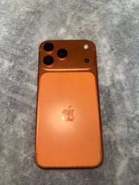 (iPhone 17 Pro Max) ايفون ١٧ برو ماكس • الذاكرة: 256 جيجابايت (نسخة ال...