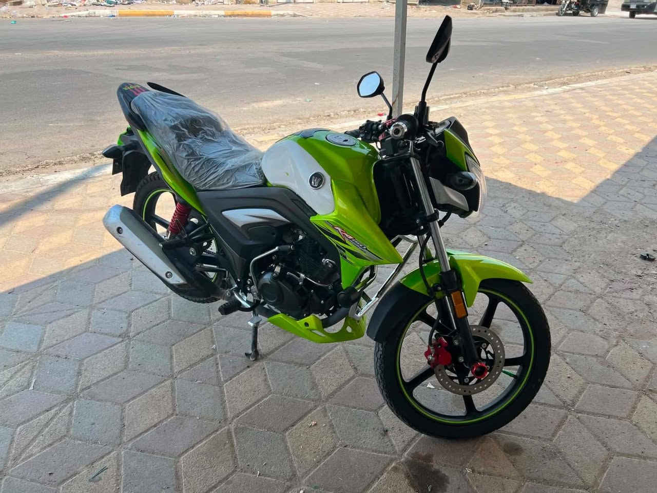 هاوجي موديل 2023 بعده جديد
مرقم انكليزي
ماشي /18 /الف
ماناقصه كلشي جديد
سعره 17 ونص وبي مجال ***********
