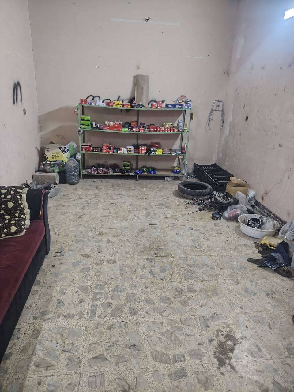 محل دراجات • كامل أغراض • بلا نقص