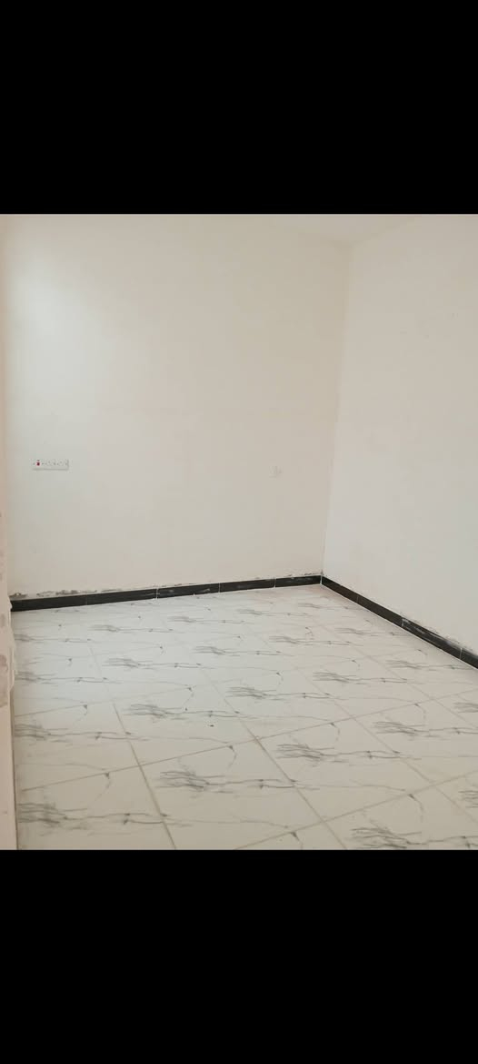 بيت لليجار طابق ثاني غرفة وحدة بي مساحة 70 عنوان الزعفرانية بيت بنية ***********
