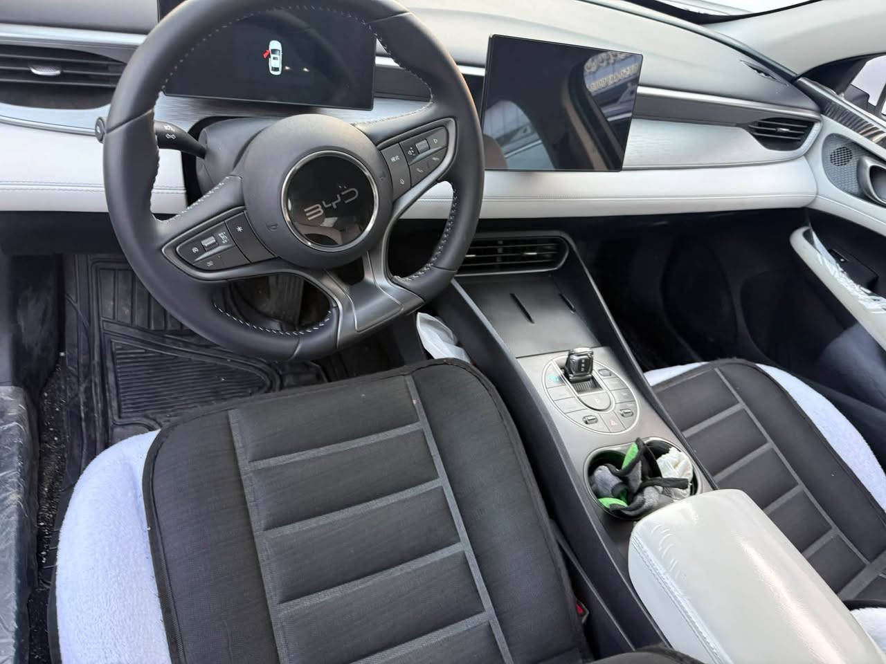 Sale05 هيجي نيه زماره كاتيه موديل 2025 نرخي 132$ قفلي ته واو ده بيت *********** ته نيا ٢ دوو هه زار رويشتوه
