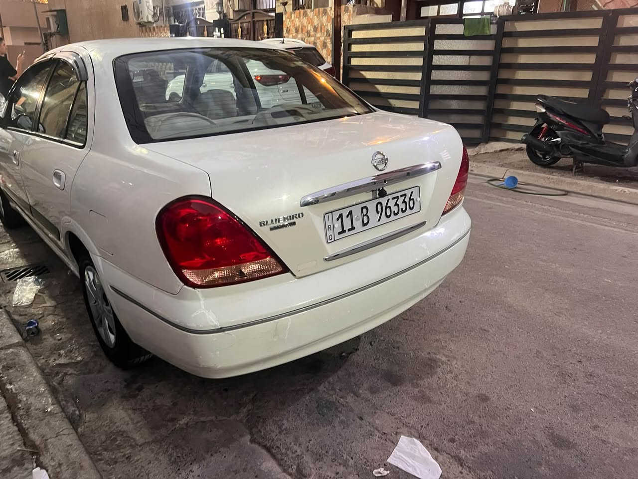 نيسان سني ٢٠٠٩  جاهزه من كل النواحي مكينه كير صدر تبريد سياره ناعمه بيها جاملخ الايسر فقط رش اثر دحجه زغيره بدون اي معجون صفاحها تخبل وبيها بدايت جراد بلقماره والصندوك والبنيد مكحلات عله كد التكشير رايدها ٨٢$ وبيها مجال كلش بسيط مكان السياره حي تونس ***********
