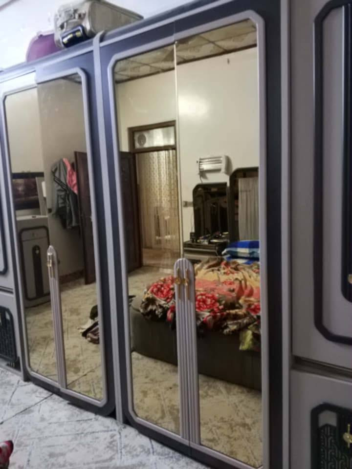 غرفه نوم تركي ست ابواب نظيفه جدا استعمال بسيط السعر مليون وربع بيه مجال موبايل ***********
