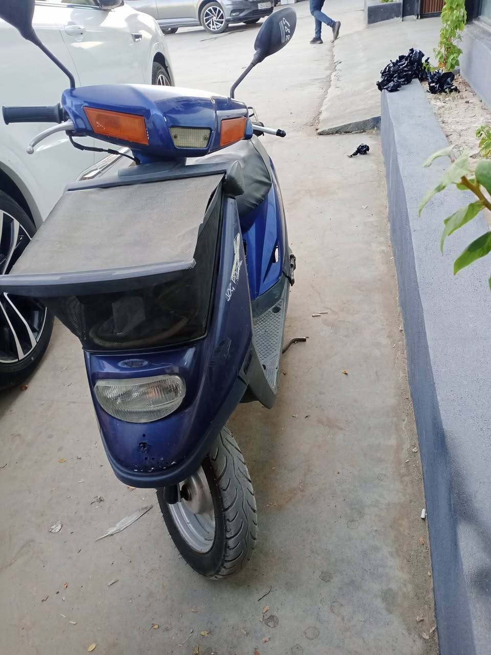 ***********
250الف
