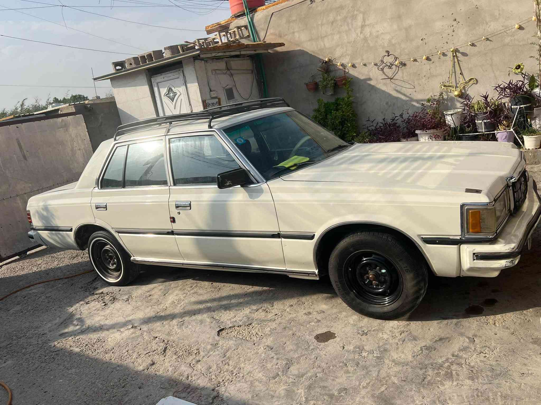 سوبر موديل ٨٣ • كير ومكينه بخير • كهربائيات شغالة
