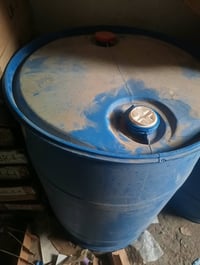 براميل بلاستك السعر 20 العدد 6 المكان بوب الشام 07709868138