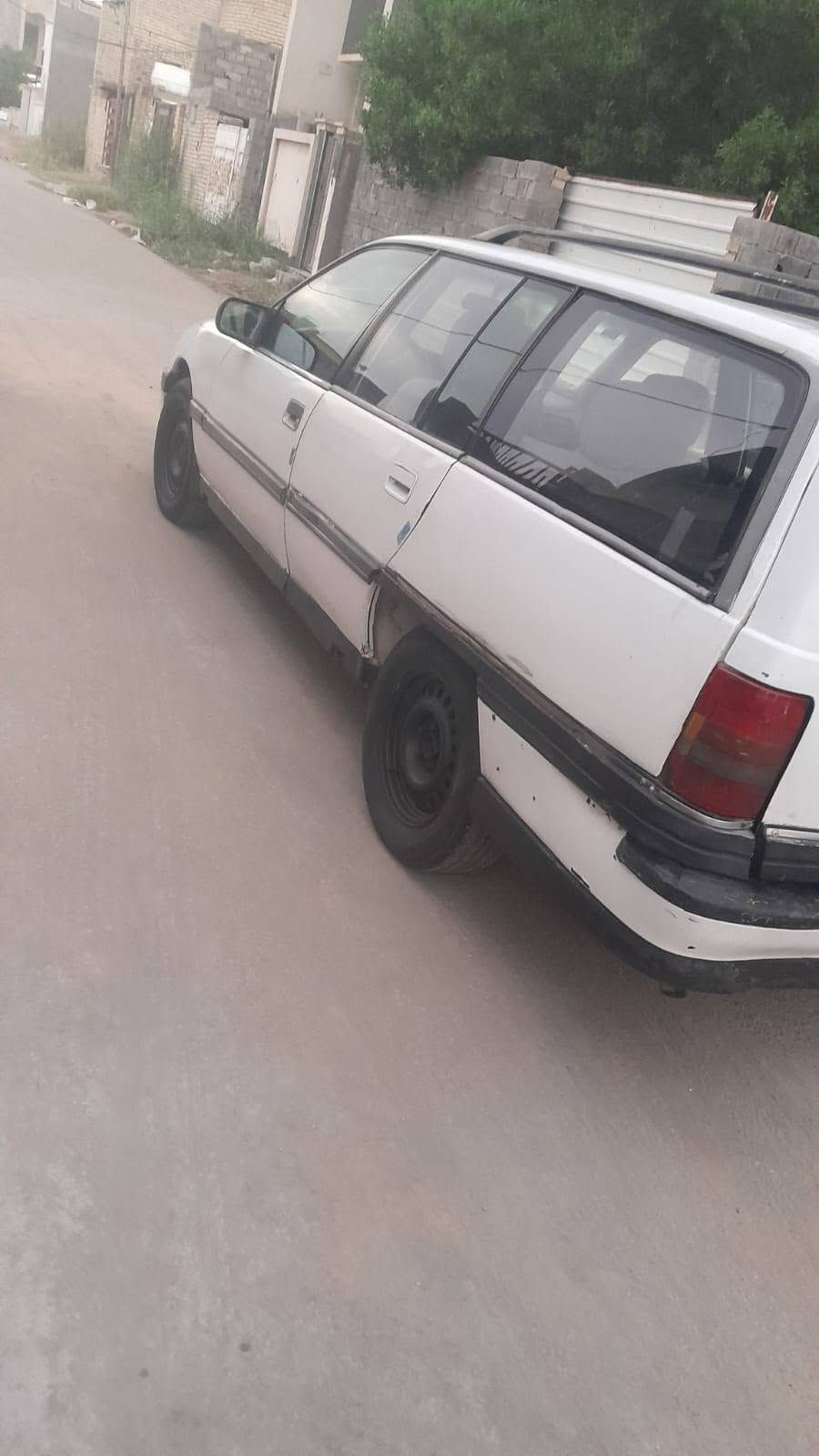 اوبل اوميكا استيشن موديل ٩٠محرك ٢٠٠٠كيراوتماتيك تخم تاير جديد رقم انبارانكليزي جديدتحويل مباشر سنويه لسنه ٣١ تجديدها سعرها٣٢بيها مجال***********
