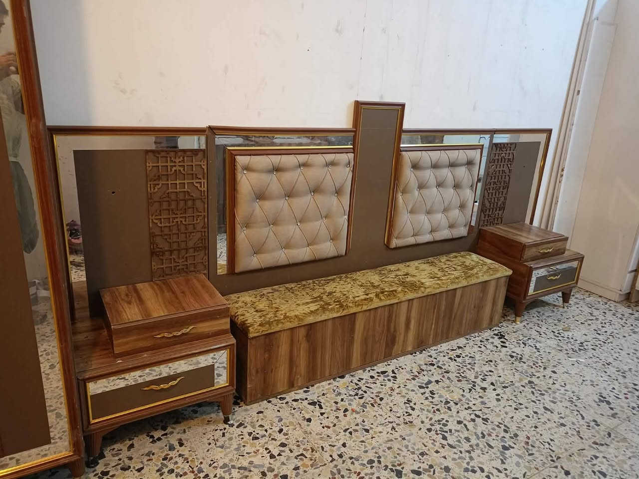 650معه شد ونقل داخل بغداد مجانا للحجز واتس ***********
