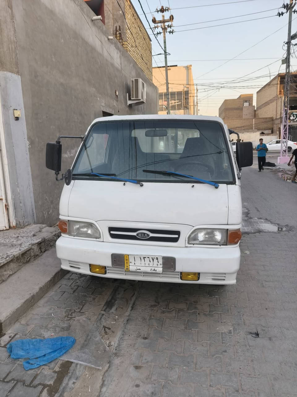 السلام عليكم كيا 95 تك قماره  رقم بغداد سنويه لل 27 مشروع وطني مداور ثاني يوم كير محرك 2701 شاصي رقم شاصي بليته سياره اصوليه وكامله مكاني نجف السعر 47 الاتصال ***********
