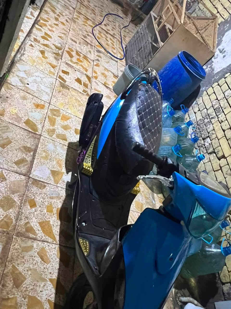 دراجه ماكس عدله دراجه حلوه ونضيفه بل بصره حي الزيتون السعر 700 وبيه مجال رقم الهاتف بي بس وتساب ***********
