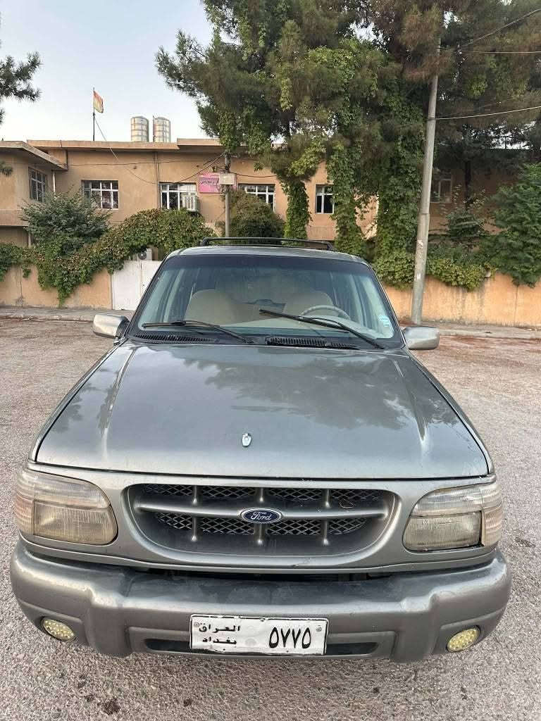 فۆرد ئیکسپلۆر 2001گێڕومەکینەی بەشەرت ئەکسل بەشەرت گێڕومەکینەی بیلاد گێڕ عادی ئاڕم پلاستیکی سلێمانی بەشەرتی غرامە سەیارەکە دەعمو لێدراوی نیە شوێن سلێمانی 22گەڵاو معامەلە
 ***********
*********** السليمانية, العراق
