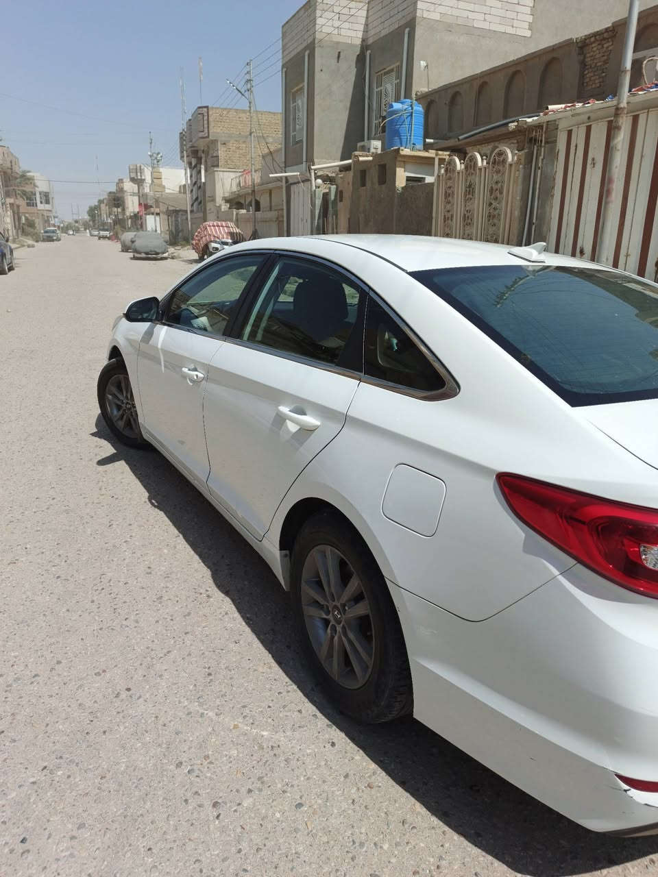 سلام عليكم سوناتا للبيع موديل 2015 وارد امريكي بيه جاملغ وبنيد سياره جاهزه وباقي كفاله سعر 115وبيه مجال ملاحضه ( امراوس ستاركس أو سياره سبعه راكب ) ***********
