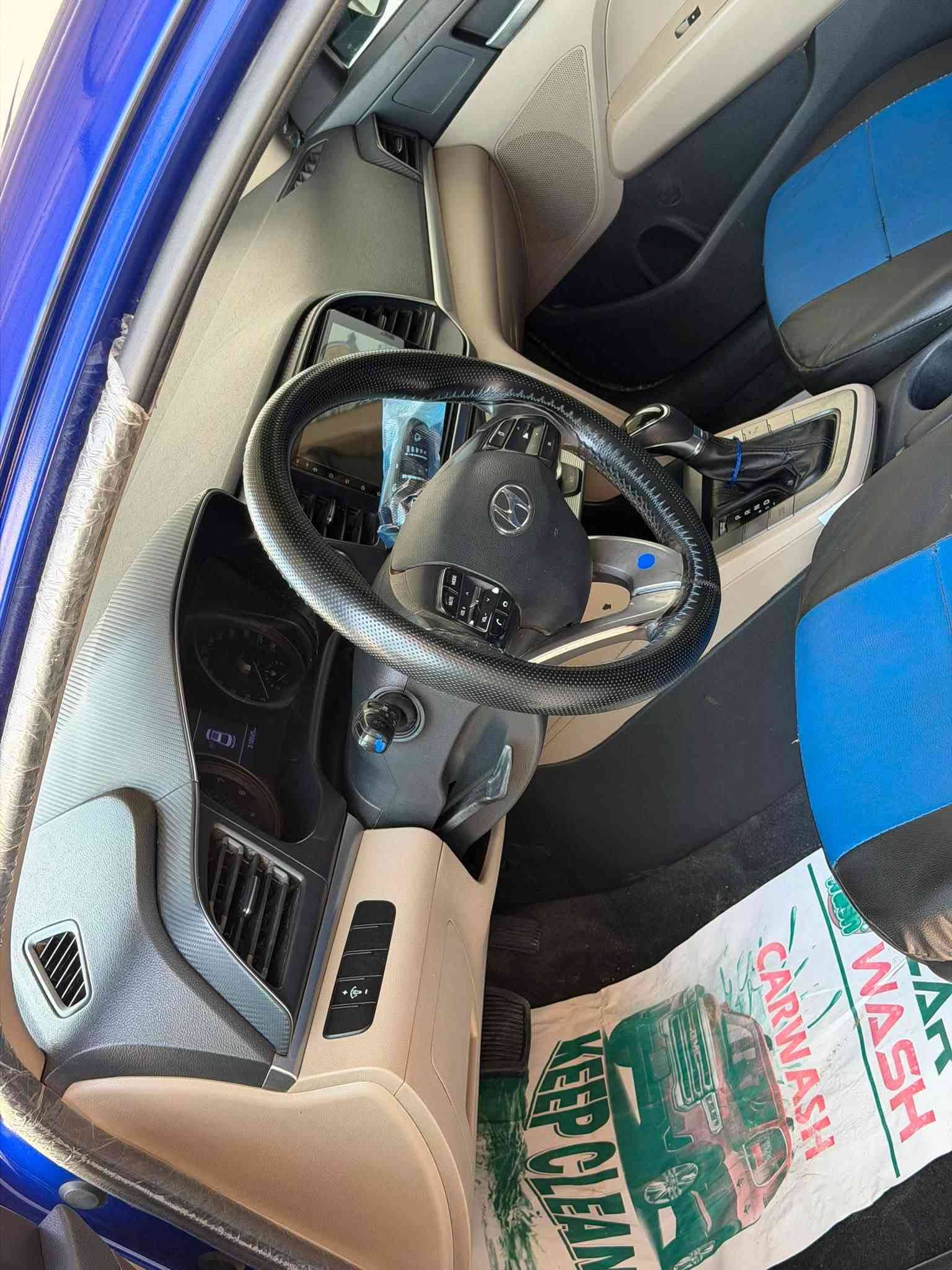 سلام عليكم 
النتره خليجي 
موديل 20
بيها صبغ قطعتين 
فول مواصفات 
رقم بغداد 
سعرها 125
بيها مجال 
***********
