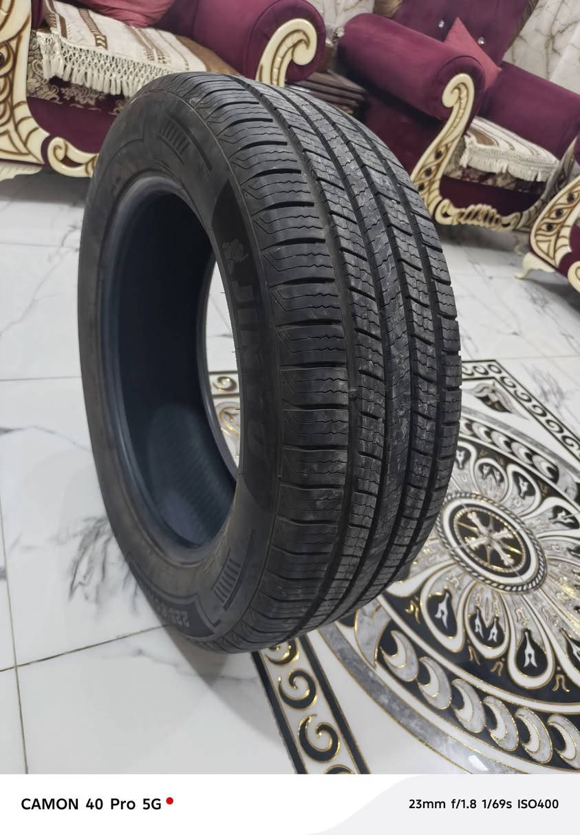 سلام عليكم تك تاير حجم 18/60/225 جديد مابيه لا ركعه واله دايس سعره ٤٠مكاني بغداد حي ور هاذه رقمي ***********
