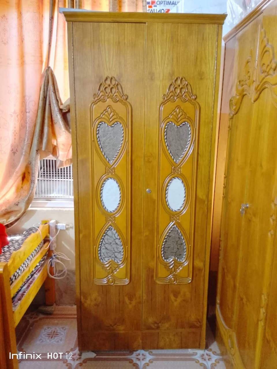 غرفه نوم للبيع 
700وبي مجال
للتواصل ***********
