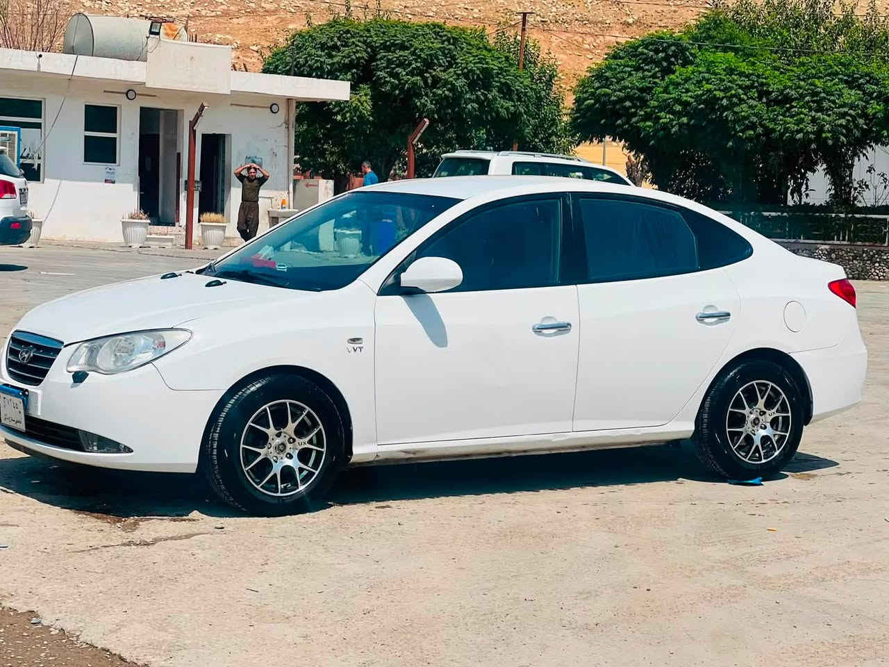 سەرەتا سلاو بابەت فرۆشتن ئاڤانتی 
مۆدیل ٢٠٠٩ (٥٣$) گلاو مەعمەلە 
فوول فولە بەس سلاید نیە ناو زەرد
جڵد و هیتەر تەبرید لەمس ECO
 رەقەم یەک لەجوانی لەپاکی
 چوار تایەی لۆک
 گئڕوو مەکینە بەشەرت
 تەبرید سارد لەسەر سویچ 
١٥٠رۆیشتوە کامل مەسروف کراوە 
سەیارەی ماڵە هی مەعرەزوو شت نیە
  بۆ هەزار دینار مەسروف مەگەرئ
 مەکینە مەرغوب دەکشن بەرز
 ((((***********ڤایبەر وەتس ئەپ )))
ئەدمینی گوڵ 🌺💐🌺💐
