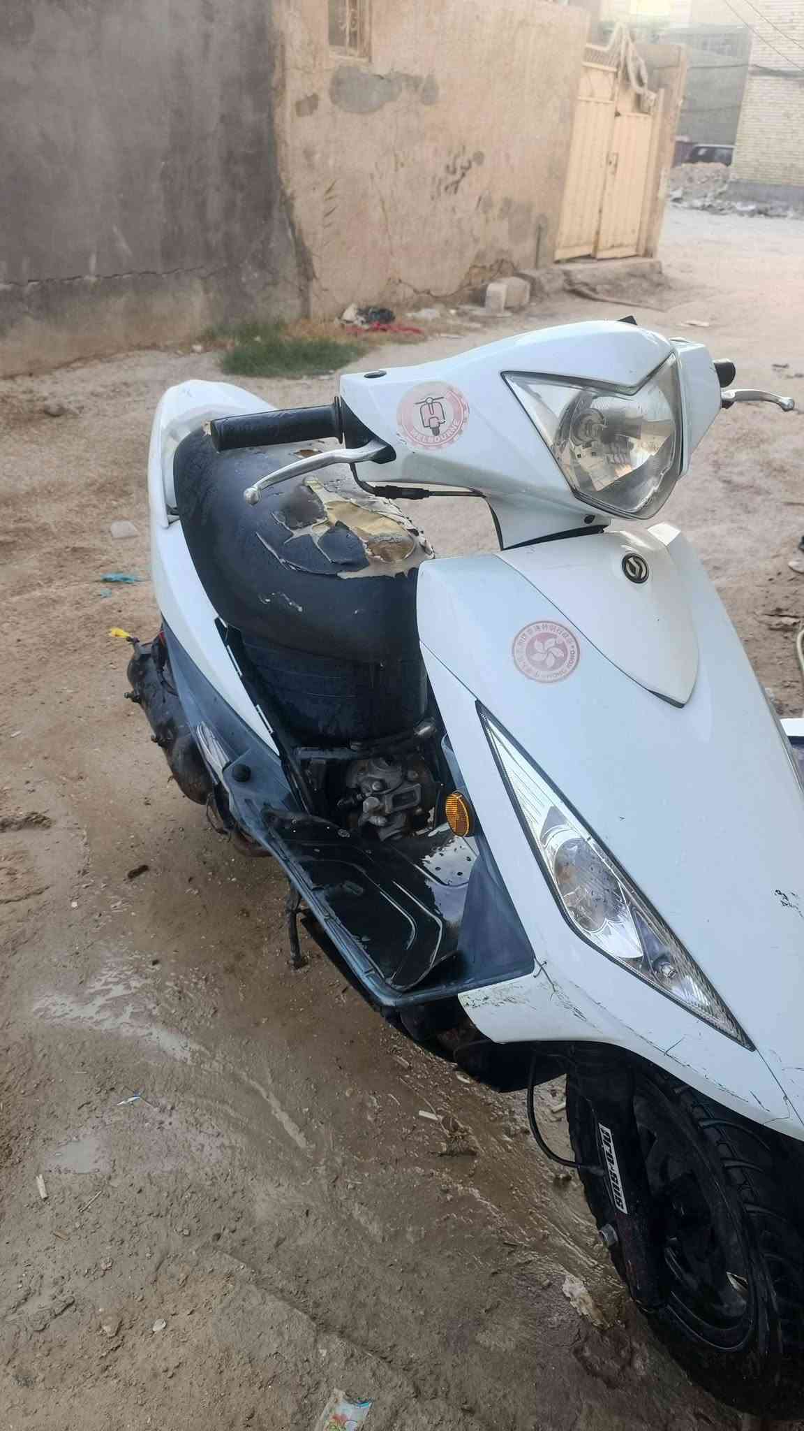 لبيع دراجه مفتوحه مره واحده
سلف وكهربائيات شغاله كل دراجه 
مكاني كربلاء،بل حر 

رقمي***********
 دراجه نضيفه من دعمات 
رايدله ترتيب شويه
 وموجود خاص
