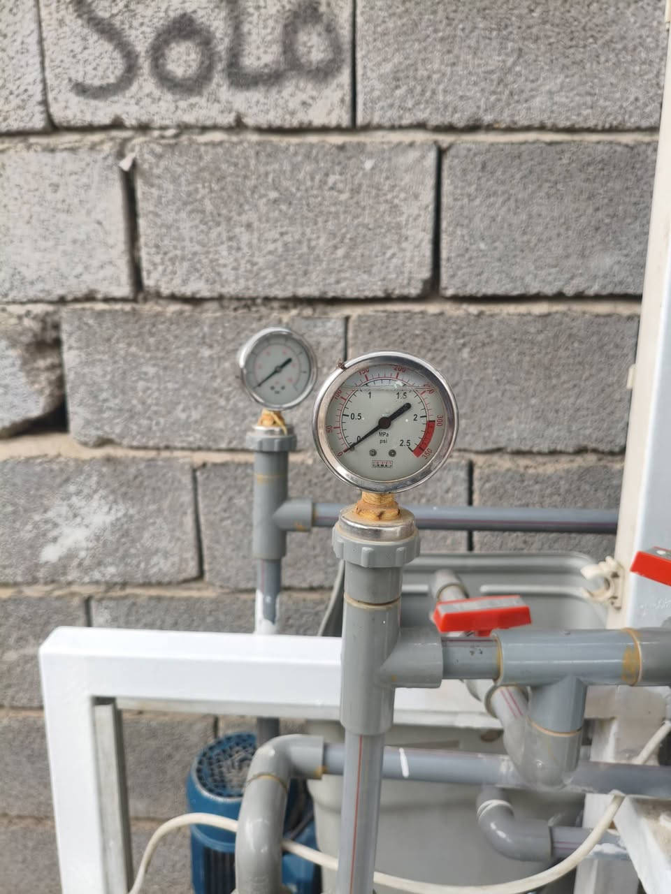 محطة ارو • بنتاكس ايطالي • تانكي ١٠٠٠ل