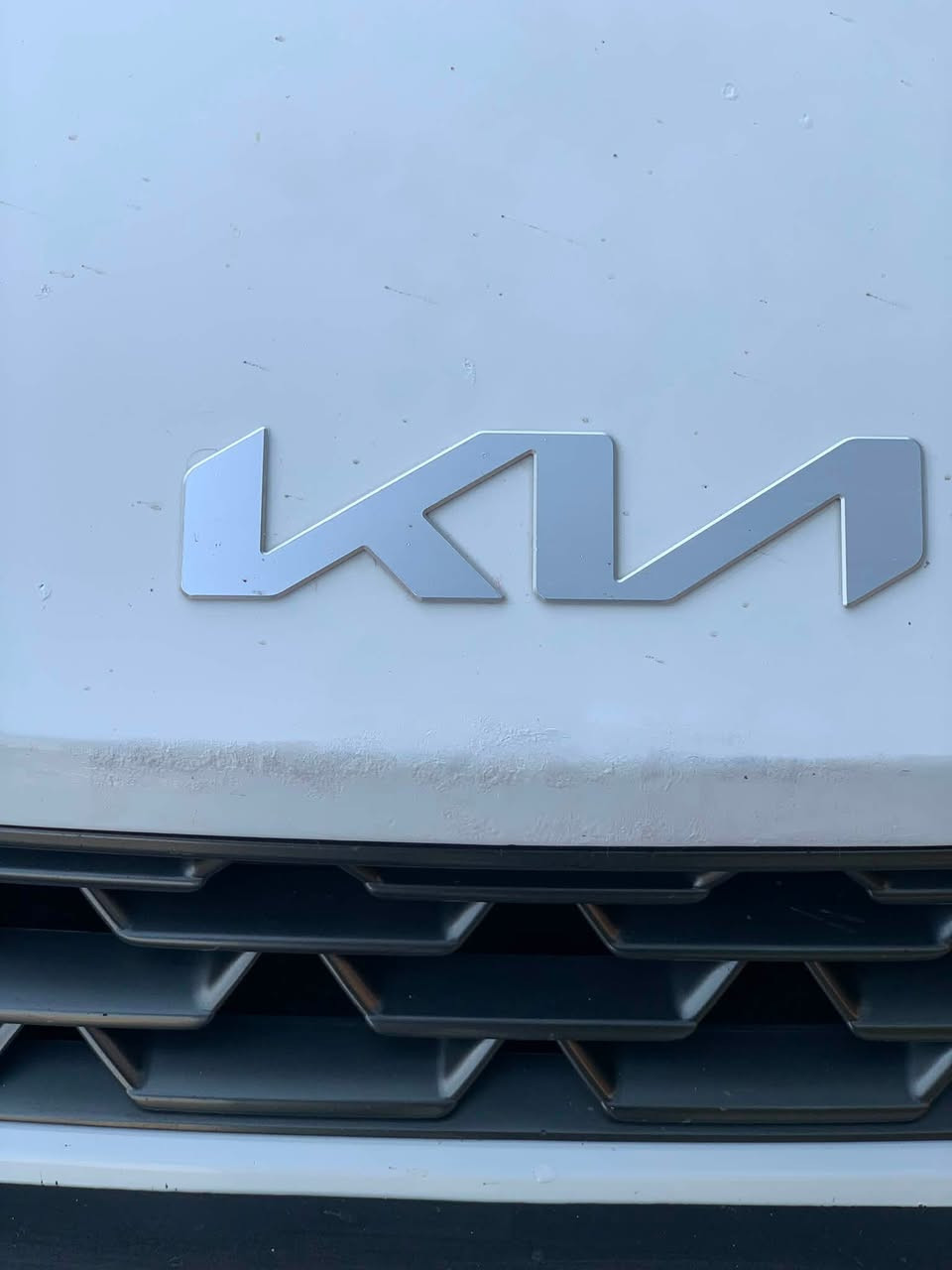 K5
موديل ٢٠٢٢ خليجي 
رقم اربيل دولي سنويه ال٢٠٣١ بااسمي تحويل او وكاله 
سياره فول مواصفات ماعدا البنوراما 
بصمه 
تبريد قطعتين 
حساسات امامي خلفي 
كامره 
مري كهربائي 
السياره فول وجاهزه من كلشي تخم تاير وحداديه 
معروضه ب١٩٥$ وبيه مجال 
***********
