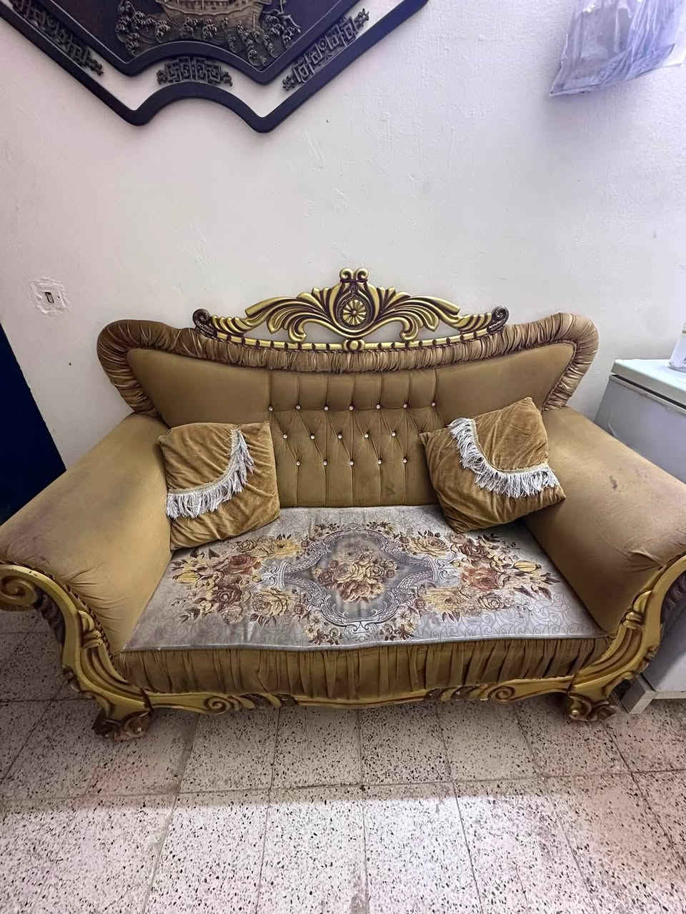 السلام عليكم تخم ١٠ مقاعد للبيع يحتاجله فقط غسل السعر ب٣٥٠ وبي مجال مكان بغداد البياع الرسالة الاولى للاستفسار ***********
