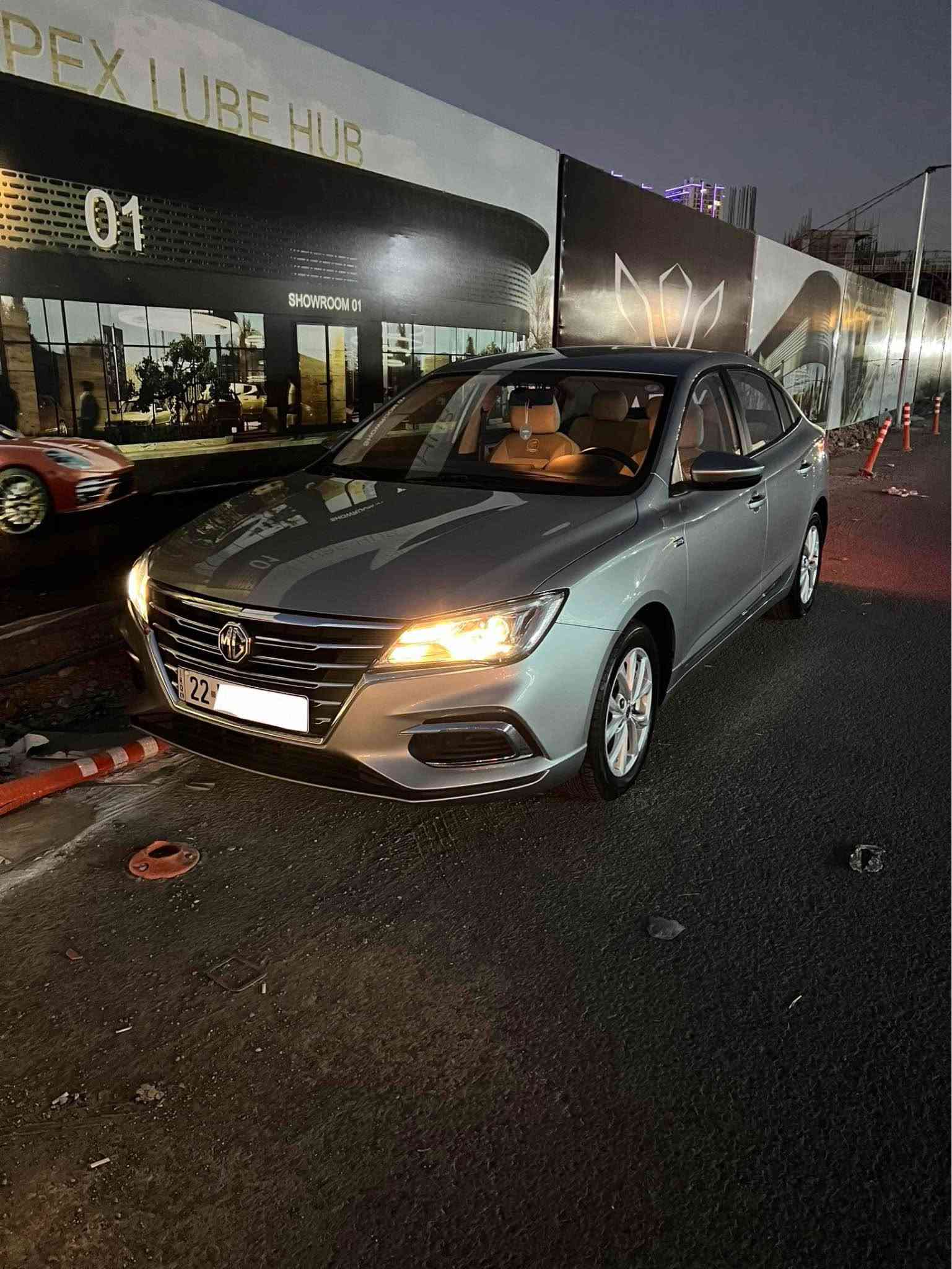 Mg 5 
2025 
Standart plus 
21 km 
هیچ پێوە نیە 
سەیارەکە لە سلێمانیە 
سۆنەریم داناوە 
*********** Singapore
