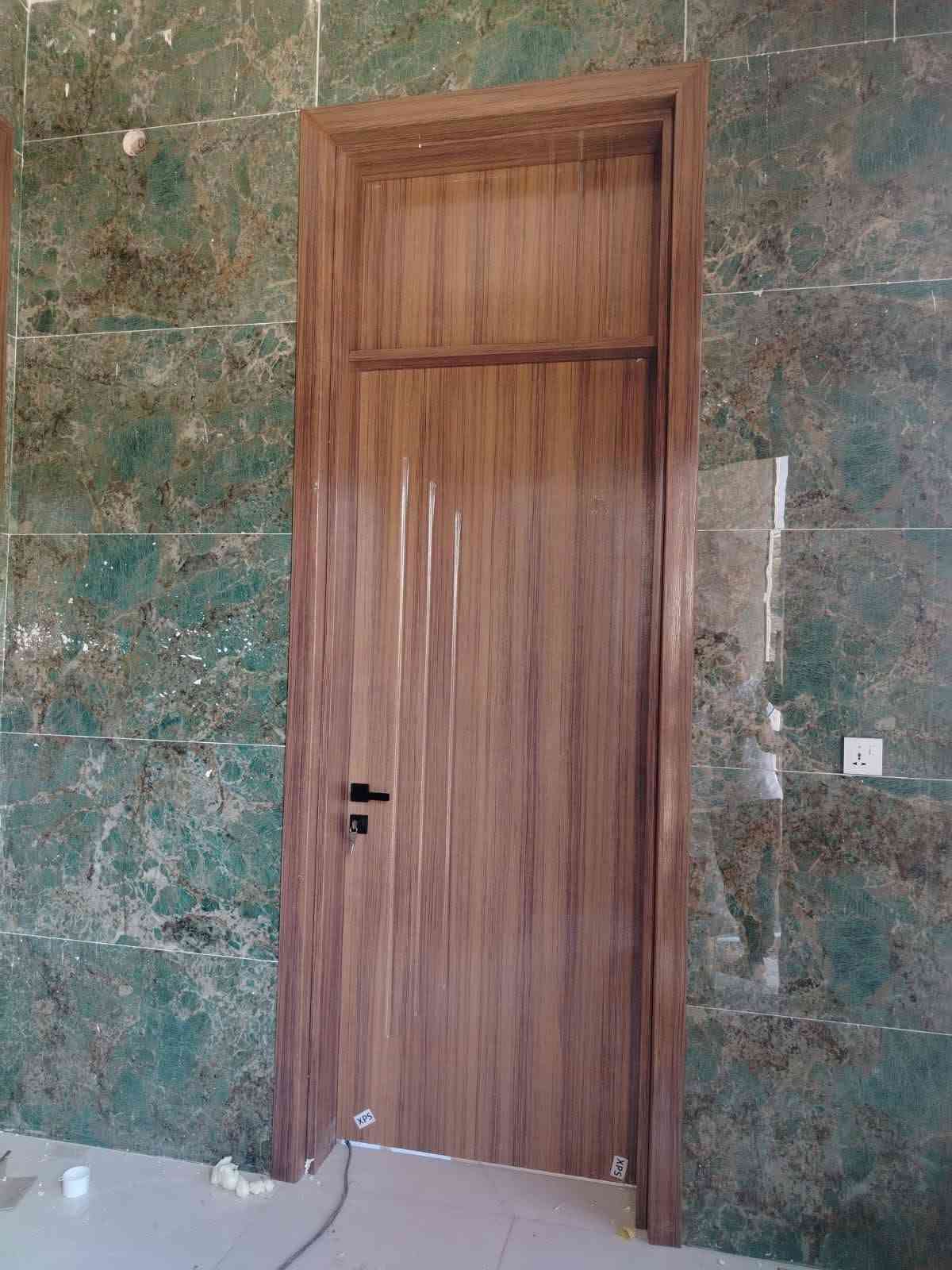 🚪 باب تركي HDF – أناقة وجودة بسعر مناسب 🇹🇷يشمل الشد ونقل 
✨ تصميم عصري وأنيق
💪 خامة HDF متينة وعالية الجودة
🏠 مناسب للغرف والمنازل والمكاتب
🎨 ألوان وتصاميم متعددة
🔧 تشطيب مرتب ودقة بالتنفيذ
📍 متوفر في واسط – قضاء النعمانية
📞 للطلب والاستفسار: ***********
لا تفوّت الفرصة، خلي بابك يضيف لمسة فخامة لبيتك ✨

نص مكتوب في الصور:
- باب داخلي نوع HDF مقاوم للرطوبة - ضد الخدش الحشوة الداخلية خشب مساطر ضمان 7 سنوات عزل صوتي 90% مقبض عصري إكسسوارات عالية الجودة تفاصيل دقيقة تشطيب راقي
- باب داخلي نوع HDF مقاوم للرطوبة - ضد الخدش الحشوة الداخلية خشب مساطر ضمان 7 سنوات عزل صوتي 90% مقبض عصري إكسسوارات عالية الجودة تفاصيل دقيقة تشطيب راقي *********** واسط - النعمانية