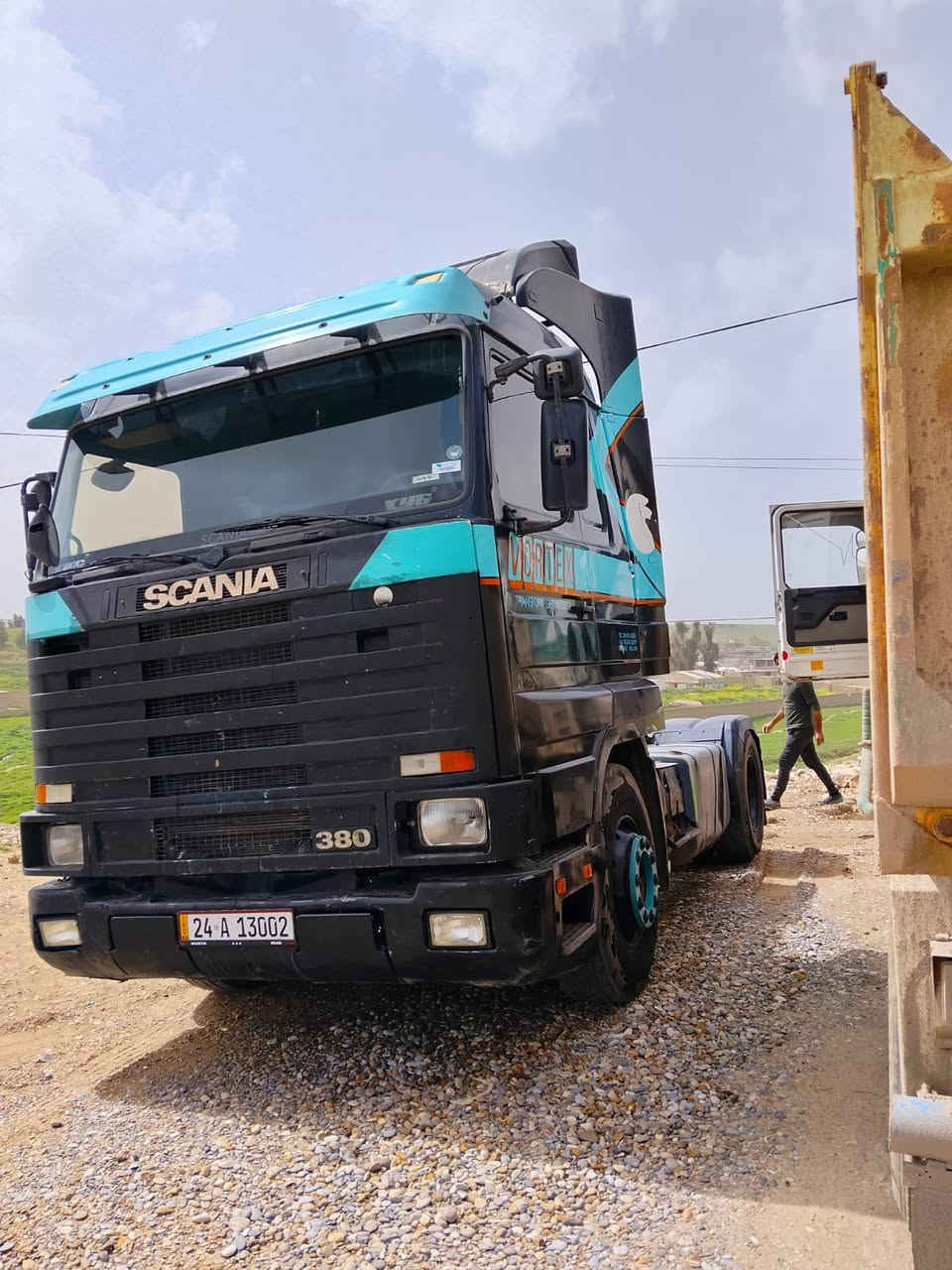 للبيع او معارضه ب قلاب
سكانيا 113 موديل 96 مكينه فحمي كير 900 /4×4 مامثبت عليها كلشي سنويه وهزه جديده 
العربانه 3 دناكير مزوج جوبلس طولها 13متر و60 سم 
***********
***********
