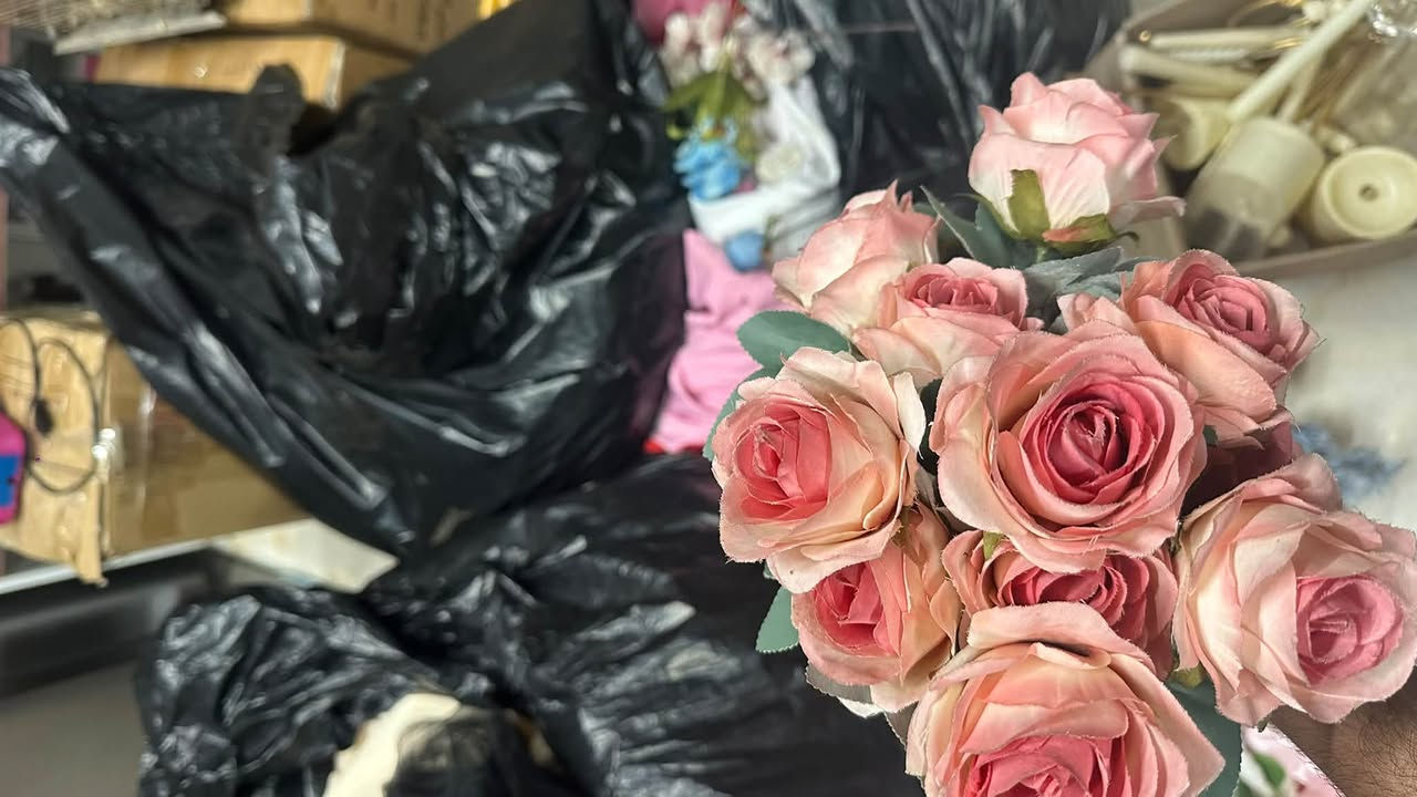كوشه • غير مستخدمة • أغراض تزيين