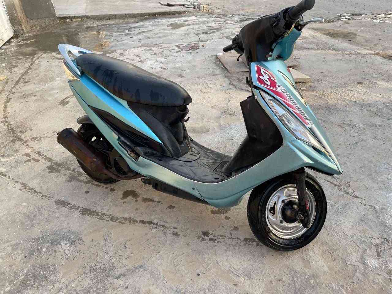 كيمكو جي بي 150 cc ياباني 
175 مكان الهاشميه
***********
