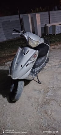 دراجه ادرس للبيع خيير من الله مكينه كهربائيات كلها شغاله كفرات نضيفه ع...
