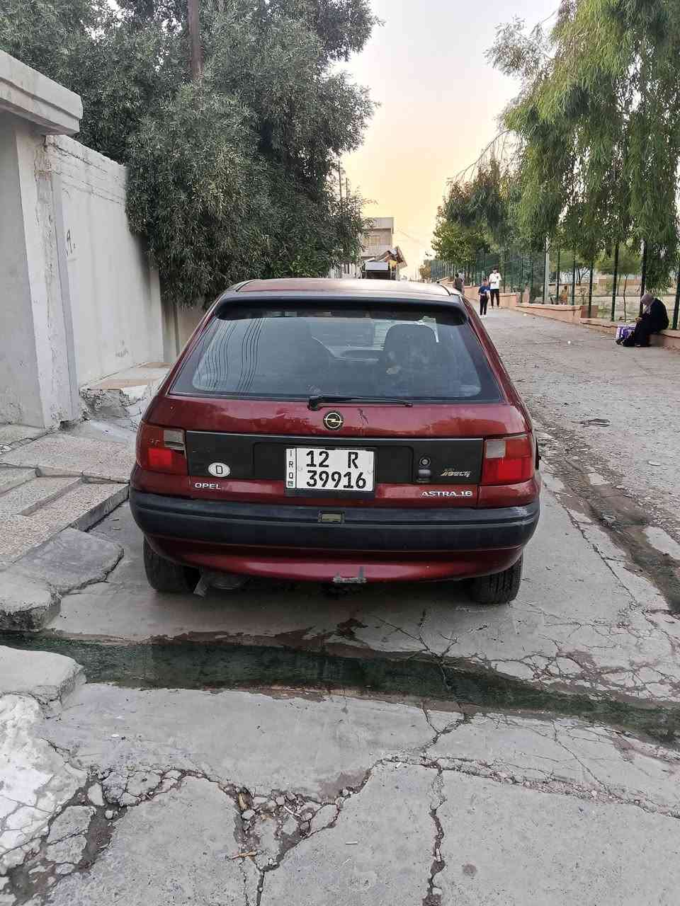 استرا حجم 16 بدون صبغ  رقم نينوى إنكليزي إني الشرعي محرك بداية نفخ بدون صرف سيارة جاهزه مال بيت السعر 35 وبيها مجال قليل الإتصال على الرقم ***********
