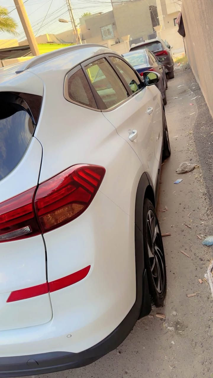 للبيع توسان اقساط مقدمه والباقي شهري حسب الاتفاق العنوان بغداد ***********
