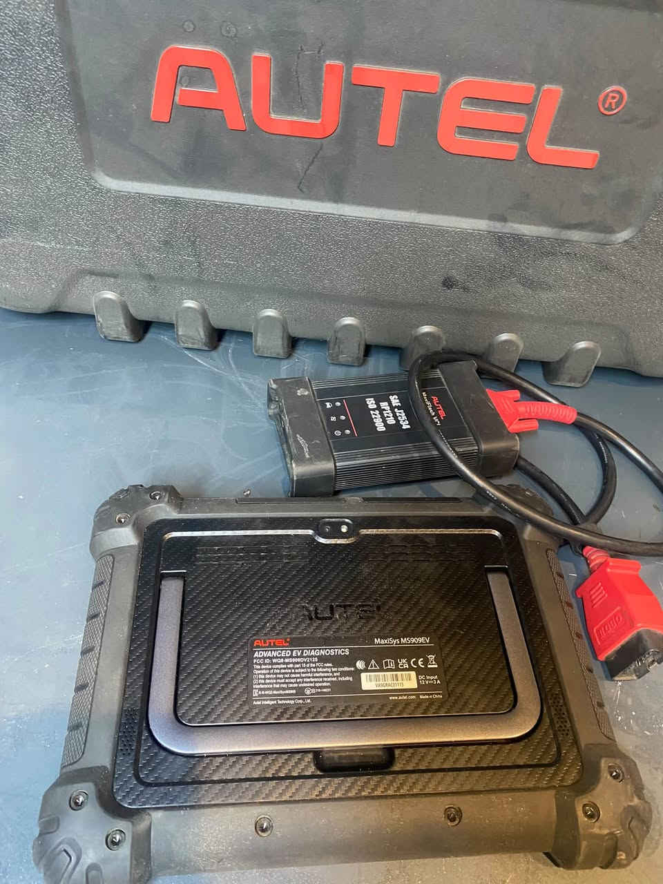 MS909EV • هجين وبنزين • نظيف قليل الاستخدام