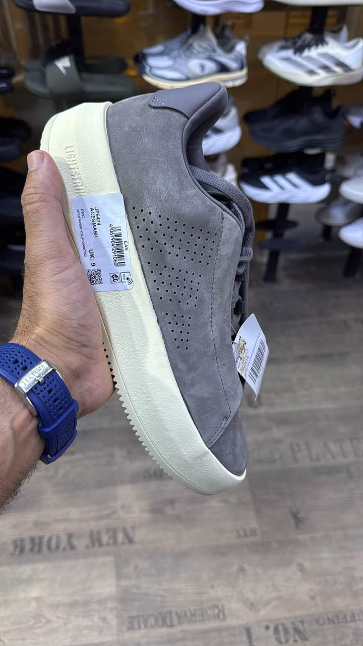🔥 وصلت موديلات جديدة لبيج تيتو السيد 👟🔥

أحدث الموديلات، أرقى الاختيارات، ومقاسات مختلفة حتى نلبي جميع الأذواق ❤️

✅ وكالة وأورجينال فقط
✅ موديلات حديثة
✅ مقاسات متنوعة
✅ جودة مضمونة واختيار بعناية

📲 للطلب والاستفسار عبر الواتساب:
*********** 💬

👑 بيج تيتو السيد… الأصالة عنواننا

@أبرز المعجبين
Al Zawraa SC  نادي الزوراء
نادي النصر السعودي - AlNassr Saudi Club
محبي الهلال - ALHilal
نادي الشرطة العراقي Iraqi alshorta Club
عشاق ريال مدريد
