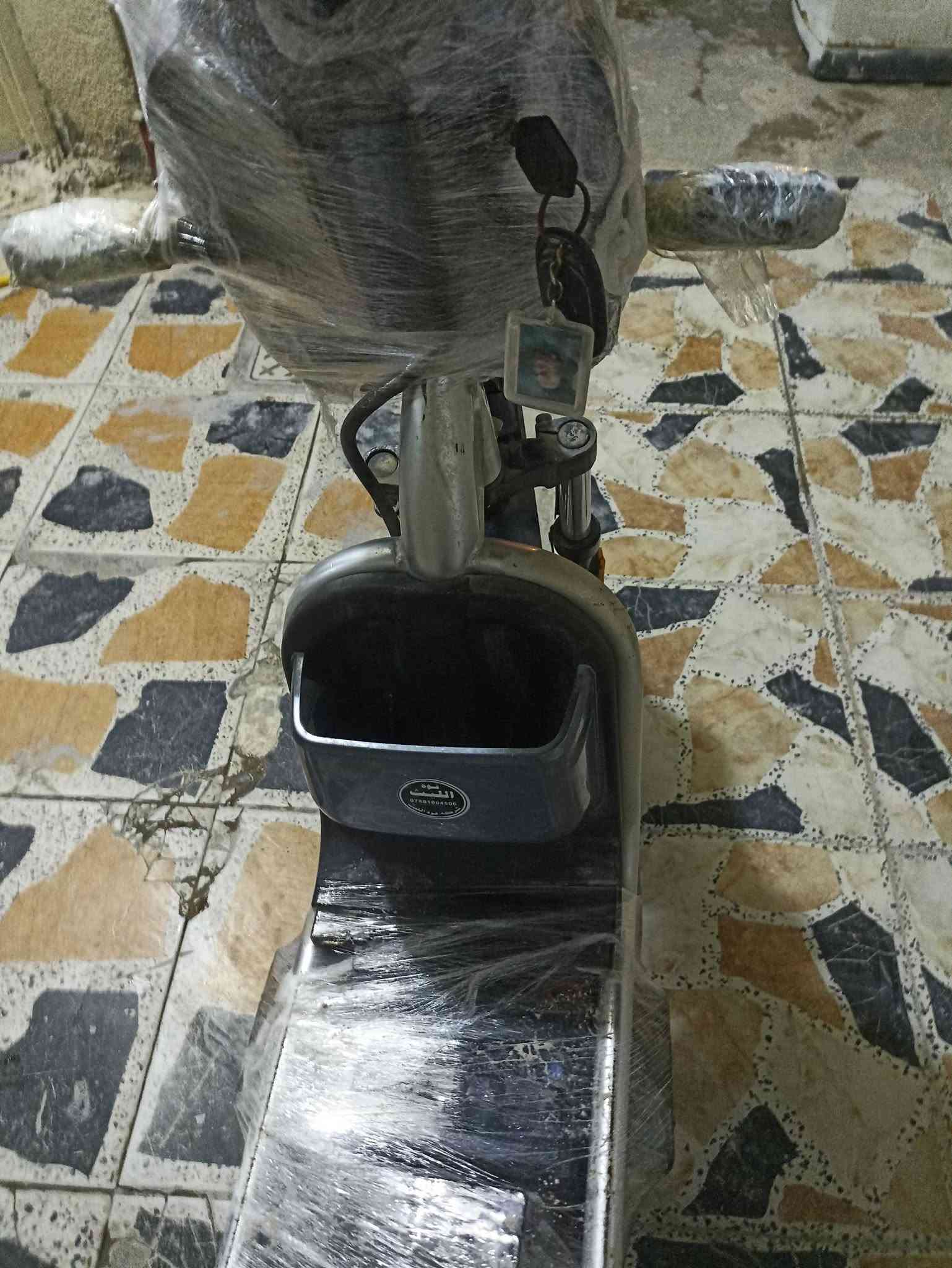 السلام عليكم
ماطور شحن نقص بطاريات فقط للبيع 
للاستفسار الاتصال على الرقم *********** 
السعر ٧٥الف
