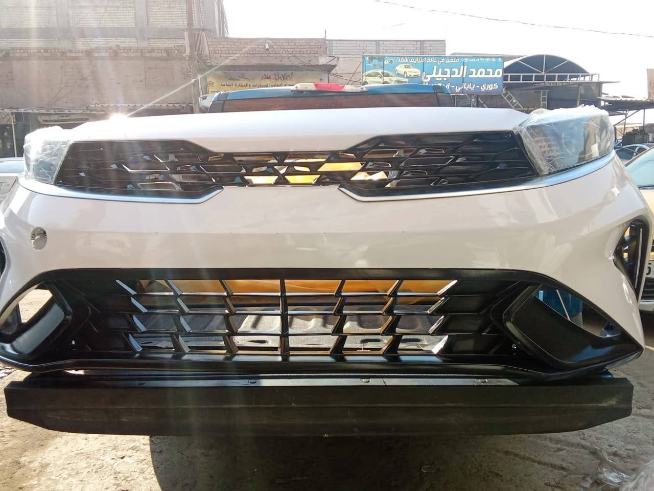 #شركةالحمداني
واجهة سياتو 🚘🔥
تم توفير واجهة سياتو كاملة وبحالة مرتبة ونظيفة جداً 👌
الواجهة متوفرة بتفاصيلها، من الدعامية والشبچ إلى اللايتات والقطع الأمامية.
✨ جودة عالية
✨ نظافة وترتيب
✨ شكل مطابق وأنيق للسيارة
💰 سعر مناسب جداً
إذا تريد تبدّل واجهة سيارتك أو تكمل نواقصها، كل التفاصيل متوفرة عدنا وبأسعار حلوة 🔥
العنوان /النجف الاشرف حي الصناعي قرب جامعة الكوفة 
للحجز والاستفسار التواصل خاص او على الرقم ***********
