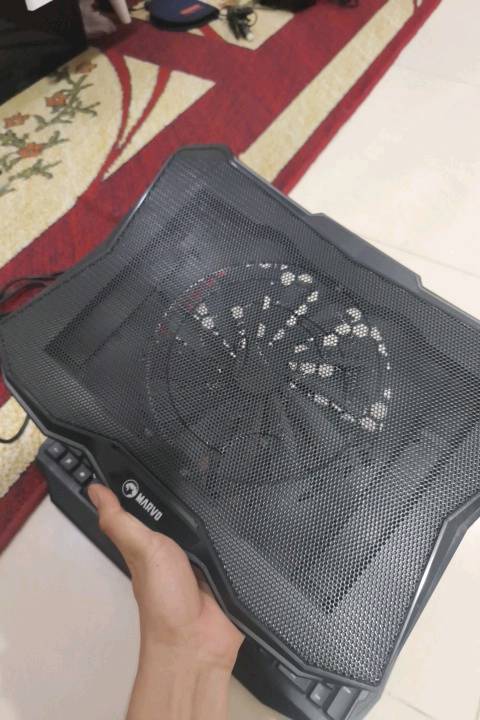 السلام عليكم كيبورد عدد 3 نضيفات 
سعر الواحد 5 
يوجد توصيل 
قاعده لابتوب سعر5 
مكان بغداد واكو توصيل 
***********